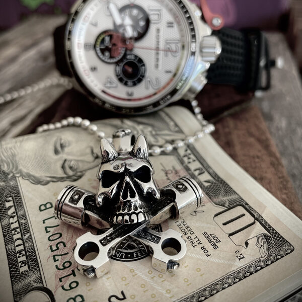 jasters pendant