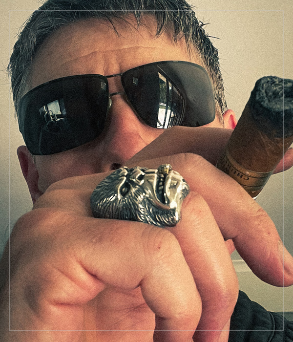 Mad Monkey ring 2