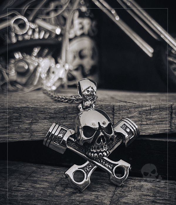 skull piston pendant